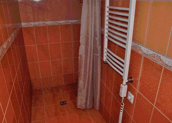 بيت ضيافة Vila Raganele بالانغا