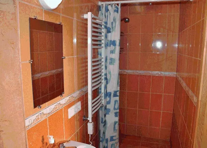 بيت ضيافة Vila Raganele بالانغا