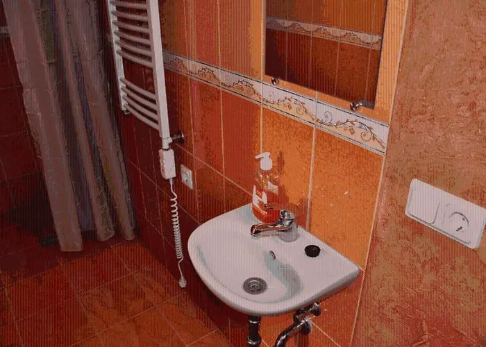 Vila Raganele بيت ضيافة