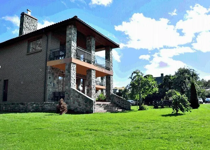 بيت ضيافة Vila Raganele بالانغا